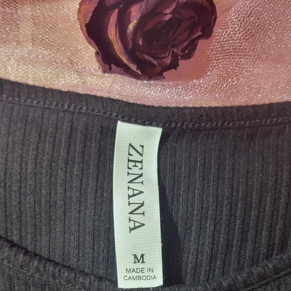 ZENANA OUTFITTERS Black Tank Top - Picture 3 of 4